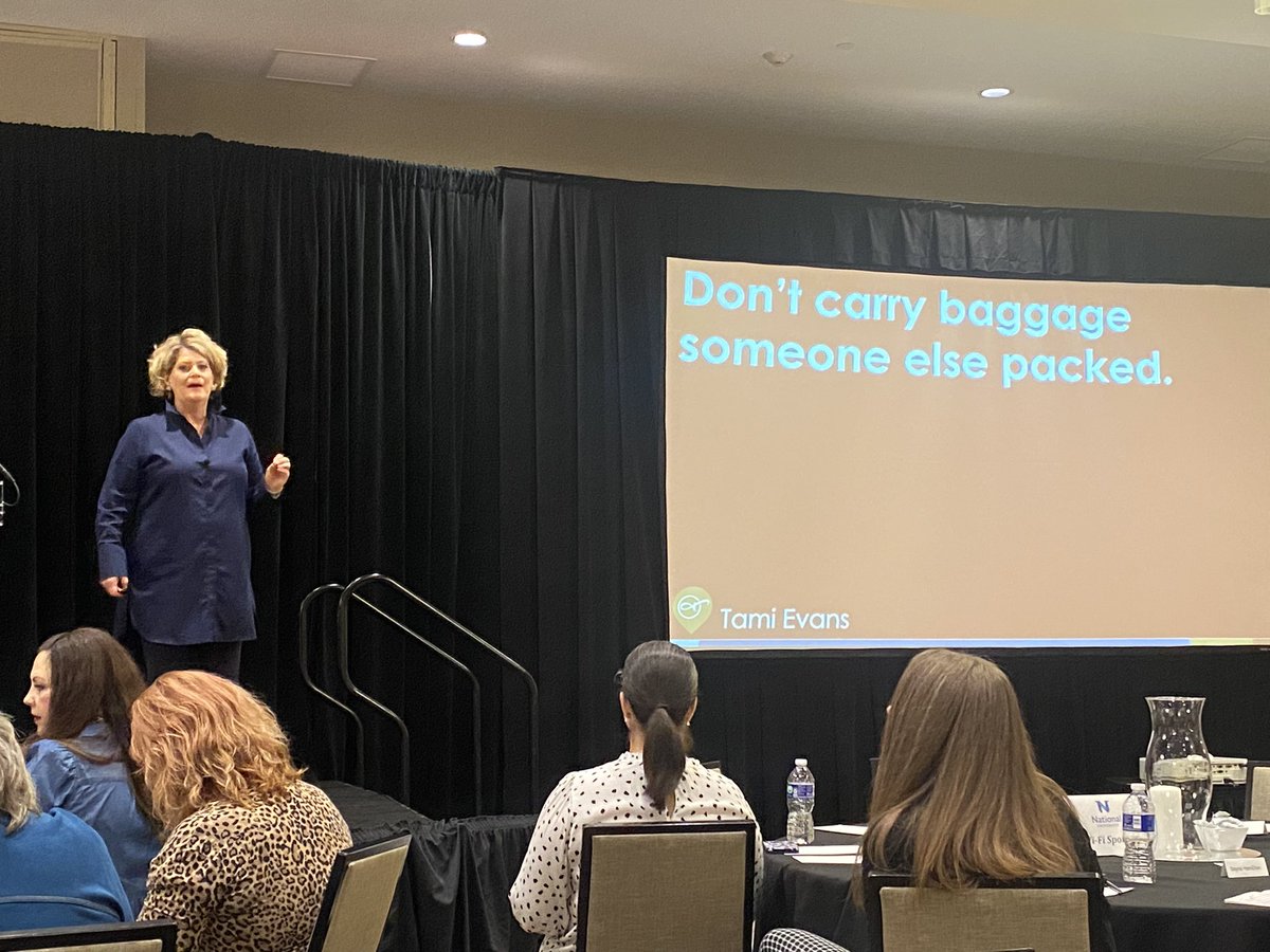 An oooooo moment &amp; 🎤drop with <a href="/_Tami_Evans/">Tami Evans</a> at #oaesp22 #oklaed