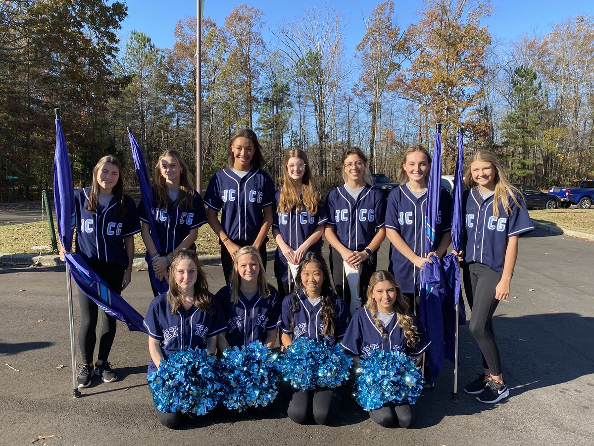 Veterans Day Parade at Heritage this morning! ❤️🤍💙