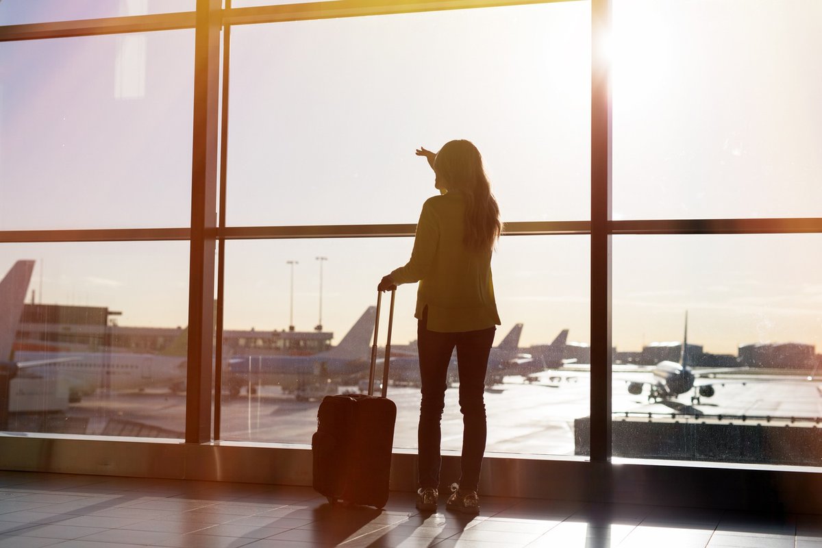 AveiroSleep's tweet photo. The holidays are around the corner—are you travel-ready?

Bringing your CPAP machine with you when you travel can help you stay happy and healthy throughout the trip!

Check your airline’s policy regarding CPAP machines to ensure a stress-free trip. #AveiroSleep #CPAPTherapy https://t.co/5hq0DSRDMv