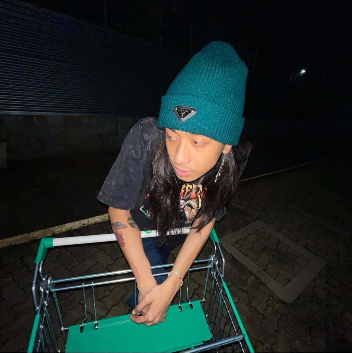 stankiyo's tweet photo. you give your best in everything that you do. we admire how hardworking and passionate you are with your crafts. happiest birthday, our shineboi!! continue shining!! 
 @Yukihirorubio 
#KiyoShinesAt23
#NewChapterWithKiyo https://t.co/zi4gaSVqgm