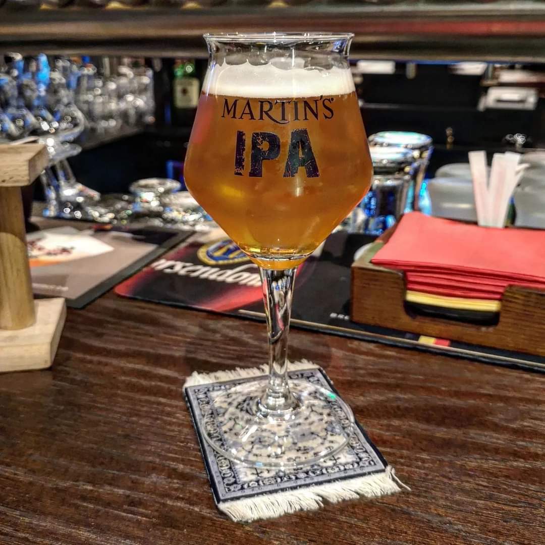 brunnenbraeu's tweet photo. Anthony Martin - Martinʼs IPA - Cascade Citra (****) 6,5%
#beeronthecarpet
#anthonymartin #martinsipa #ipa #indiapaleale https://t.co/QmCPZ2wCMb