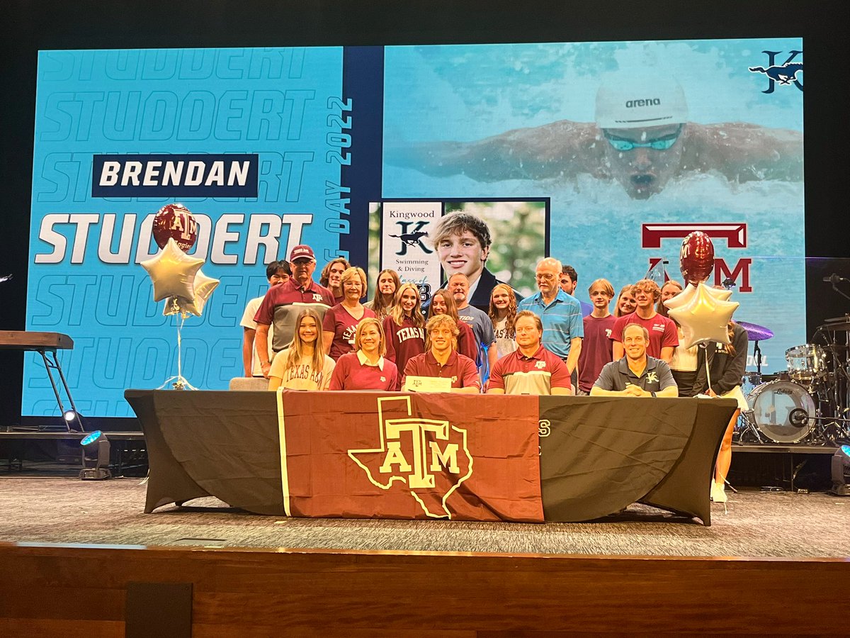 jokoch09's tweet photo. | @HumbleISD National Signing Day: @HumbleISD_KHS standout swimmer  @BrendanStuddert who is a 15x All-American, 8x District Champ and State Champion signs with @AggieSwimDive #NationalSigningDay https://t.co/75ZQO9O2AJ