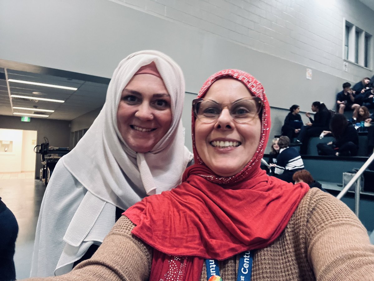 Today’s lunch and learn is understanding Islam and the students are helping us try in hijabs. We are experiencing a moment in “walking in their shoes.” #nohateinhalton #NoHateAtAssumption #CrusaderStrong #StrongerTogether <a href="/DollfaceCYC/">D</a> @4miathomas <a href="/ClarkMcdougall/">Principal Assumption CSS</a>