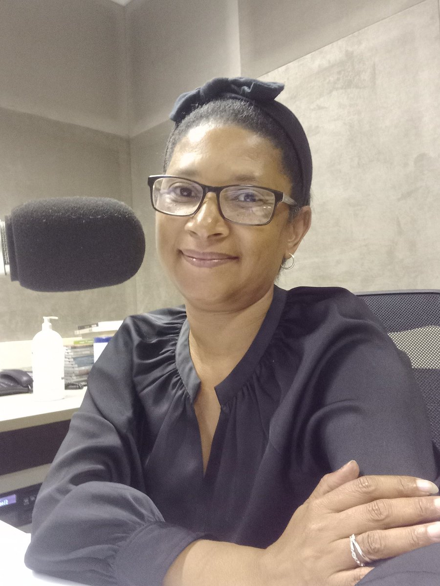 Slaggereed vir vanaand se saamkuier op <a href="/zarsg/">RSG 100-104FM</a> Dis die Een! Daar is puik programme en musiek -- soos #Kompas #Skrywers&amp;Boeke  en #IazzOpRSG Asook die jongste nuus. Sluit by my aan -- tot om middernag. <a href="/ArehanBrand/">Arehan Brand</a> <a href="/ilsesalzwedel/">Ilse Salzwedel</a> <a href="/Fran970/">Fran-Rico</a>