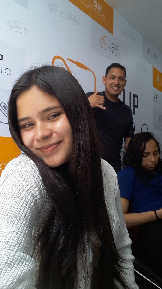 Bryan27192064's tweet photo. :)

@ClipRadio_Loja @AlexaMontoya101 @brimoncada @MaraGal74352860 @Jessica_Leiva22 https://t.co/FbCuBC9zde