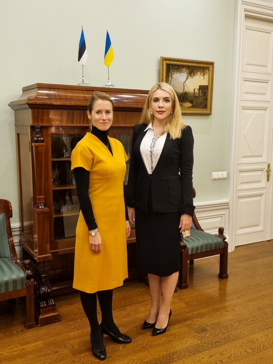 kiraincongress's tweet image. 🇪🇪🇺🇦 It's a great honour to meet Prime Minister @kajakallas . We talked about the challenges, caused by russian aggression, and the aid for #Ukraine. We hope that #Estonia will set an example for other countries and support our Initiative to confiscate #russian assets.
