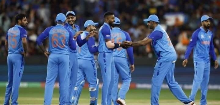 अगर हारना है, तो कल इंग्लैंड से ही हार जाना कोई लज्जा नहीं, मगर फाइनल मैं जीत ही एक मात्र विकल्प है।🙏
#PakvsNz
#INDvsENG
#WorldCup2022