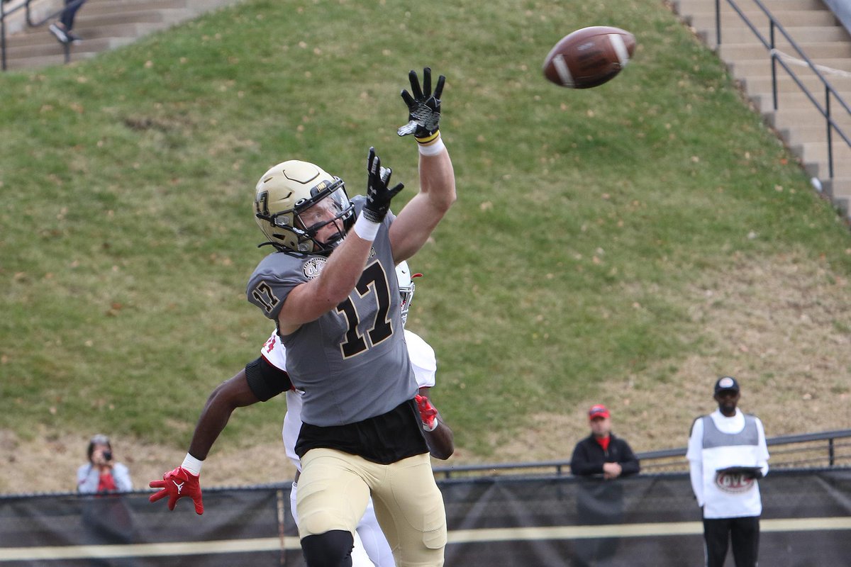 LindenwoodFB tweet picture