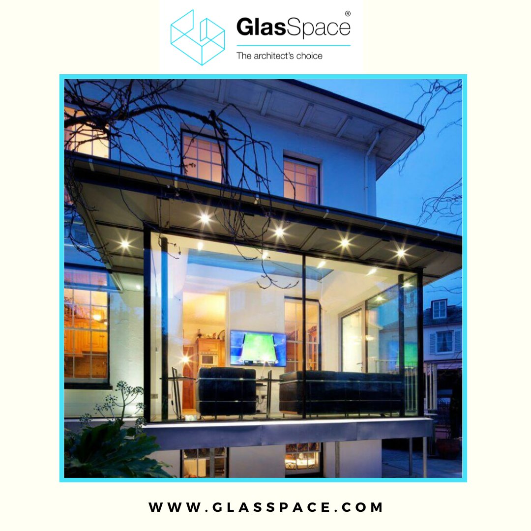 SpaceGlas's tweet image. Check out this beautiful glass extension recently completed 😍

#glassspace #framelesswindows #framelessglasswalls #glassstaircase #glasshouseextensions #designstudio #glassdesigner #glasshouseextensions #glassproducts #glassboxextensions #extensions #modernhome #instahome