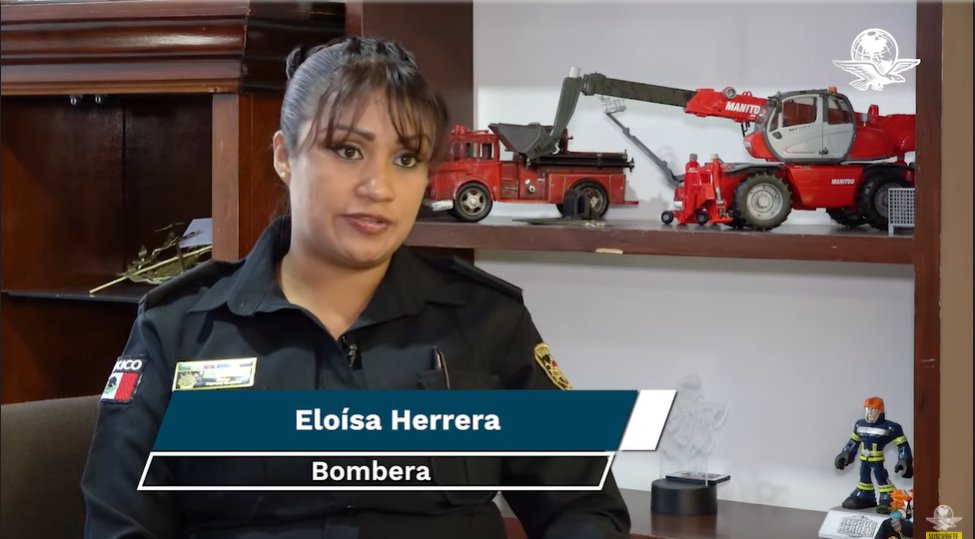 P_Civil_Magazin's tweet photo. En la CDMX, #empoderan bomberos a las #mujeres. Los rescatistas capitalinos serán pioneros en capacitar a mujeres (200) para conformar los primeros grupos de vulcanas, pues hasta ahora ninguna corporación lo ha hecho. https://t.co/h2pZY0crtZ @El_Universal_Mx @Bomberos_CDMX https://t.co/d50mUBJH4b