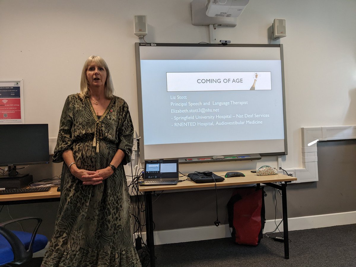 The afternoon starts off with a great lightning talk from Liz Stott about SLT services for deaf adults - a really interesting and underfunded area