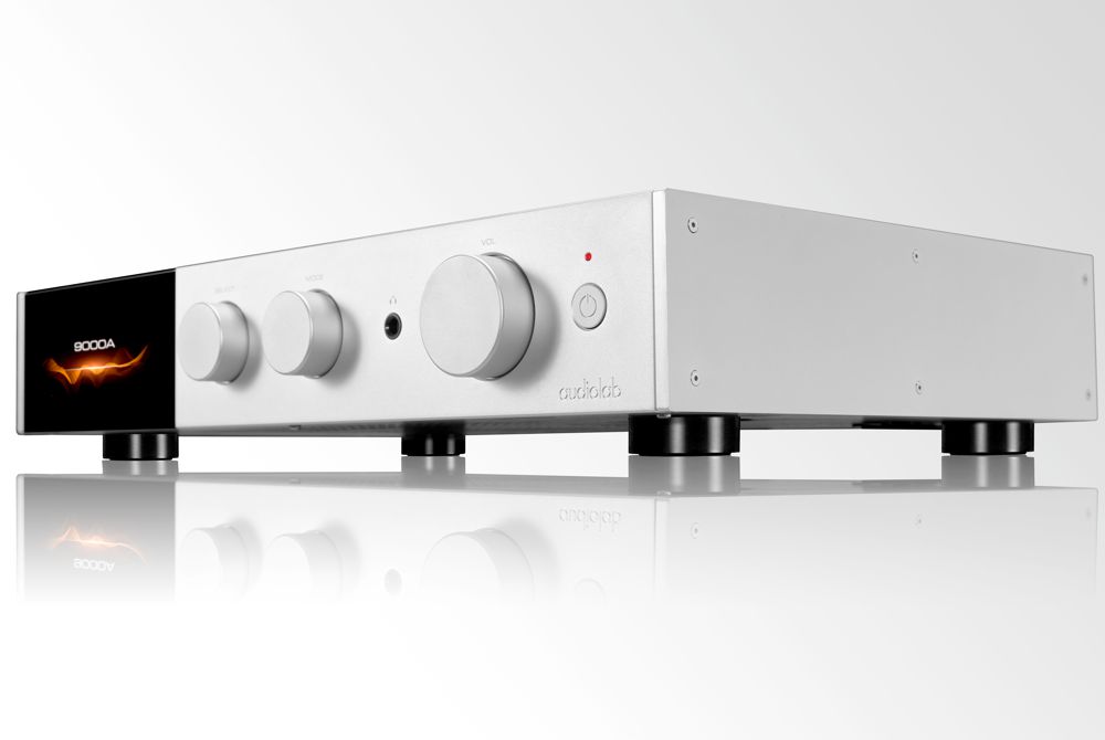 Audiolab präsentiert Referenz-Vollverstärker 9000A und CD-Transport 9000CDT￼ konsolenfan.de/audiolab-praes… via @Konsolenfan