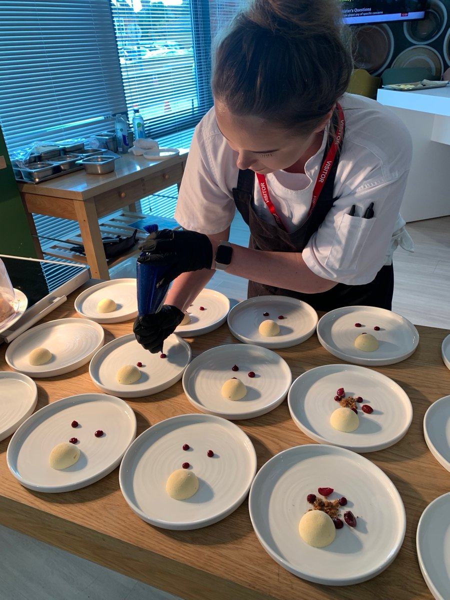 ChartwellsInd's tweet photo. Today, at our Chertsey office our brilliant culinary teams showcased some exquisite dishes featuring high-quality, artisanal ingredients as they prepare for the #CulinaryWorldCup taking place later this month. Thankyou teams for creating a delicious dining experience for us. https://t.co/pONEBCEdOY