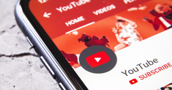 ericporat's tweet photo. Showing the same ads to the same people over and over benefits neither the advertisers nor the viewers, and Google's global rollout of target frequency for YouTube is aimed at preventing that from happening. Marvin Renaud, director of global video… https://t.co/yWQ043DT0E https://t.co/6XkDEFxGs3