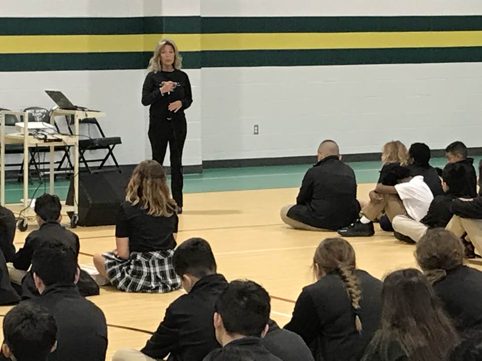RandyLyleClark's tweet photo. Yesterday I had the privilege to introduce Kim at an Angels &amp; Doves anti-bullying talk at Holy Cross. It was moving. @AngelsandDoves1 https://t.co/4y5RESRVIX