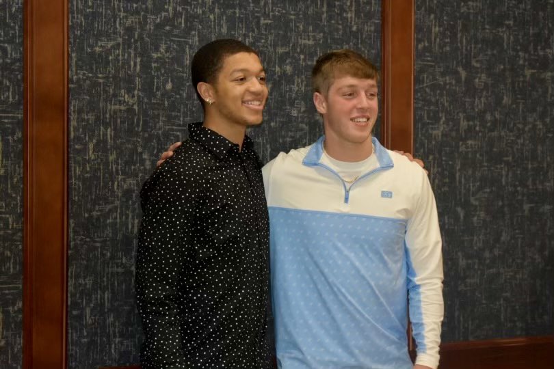 LakeStateMBB's tweet photo. We clean up nice 😎

Huge thank you to everyone who attended, bought tickets and supported our team at our annual reverse raffle!

#ETJ | #GoLakers https://t.co/PXFmi0nzd4