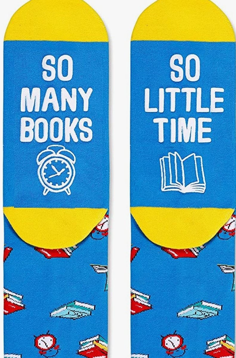 RochelleSMS's tweet photo. "Reading knocks our socks off Day"
Reading is aWESome 
#ReadingChallenge #crazysocks Friends of Woodland #FOWPTO #WES @WESWildcats2 @FOWPTO https://t.co/Gi6WwknTgi