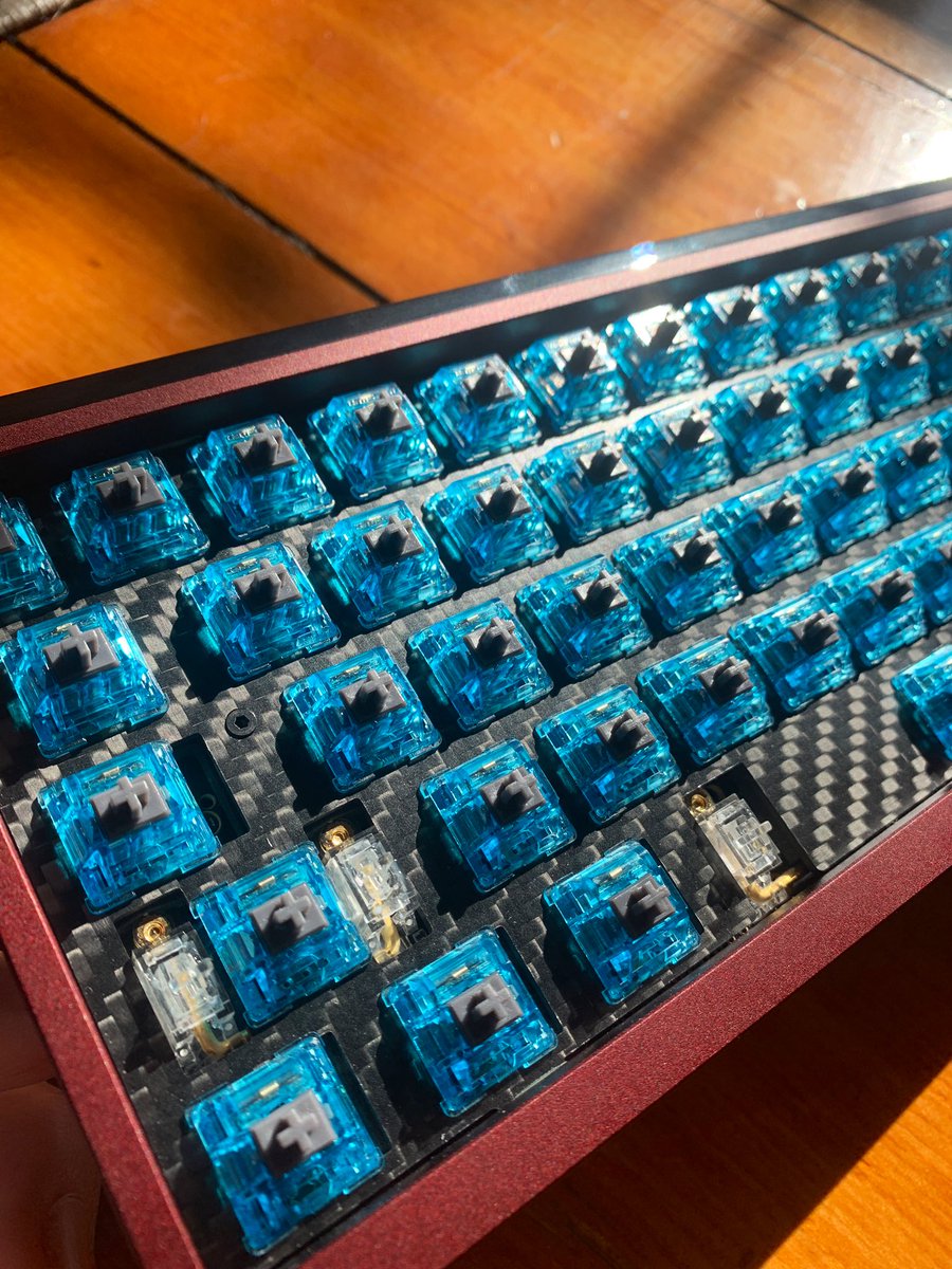 LRKeyboards's tweet image. Okkkkk @badseedtech I see you. These are *chefs kiss*