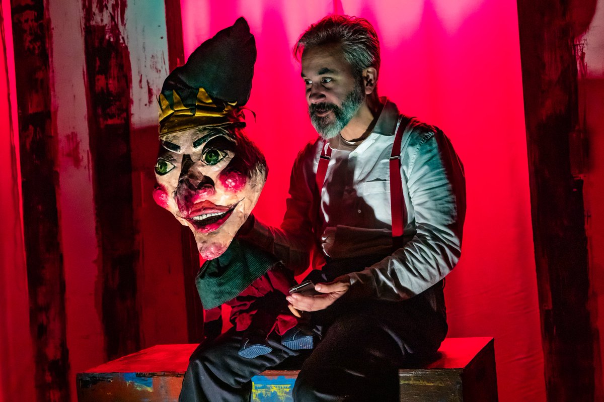 #THEATRE #REVIEW Zombiegate <a href="/theatre503/">Theatre503</a> @ahamidprods 'an entertaining, unique show that feels all too relevant in the current online climate' ⭐️⭐️⭐️⭐️ thereviewshub.com/zombiegate-the… #London