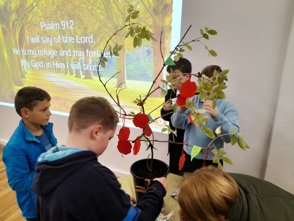 St_Annes_Church_Worksop tweet media