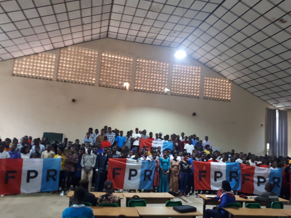 ursunyagatare1's tweet photo. Today at the @Uni_Rwanda Nyagatare campus, there was a ceremony to receive the oaths of the new members of the RPF Inkotanyi!

#RwoT. https://t.co/x1UMhEvCYR