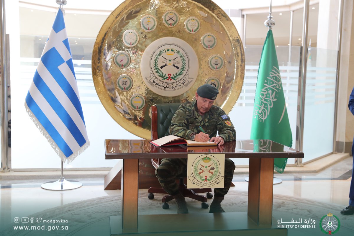 وزارة الدفاع tweet media