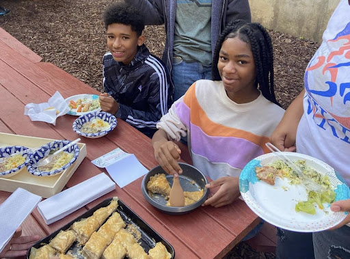 The aromas of delicious Iranian and South African inspired dishes prepared by students at @truthmontessori consumed the halls during a recent celebration of students finishing two assigned memoirs. We couldn’t think of a better way to end the term! 🇮🇷 🇿🇦 🌍