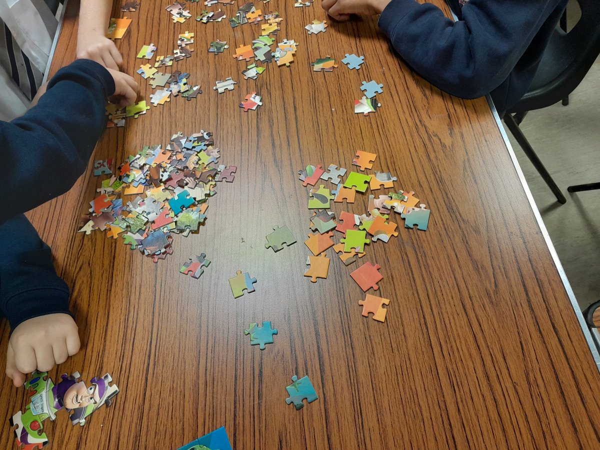 angels_club19's tweet image. #angelsbreakafterschoolclub #creativekids #CreativityIsTheKey #funtimes #puzzles #creativethinking