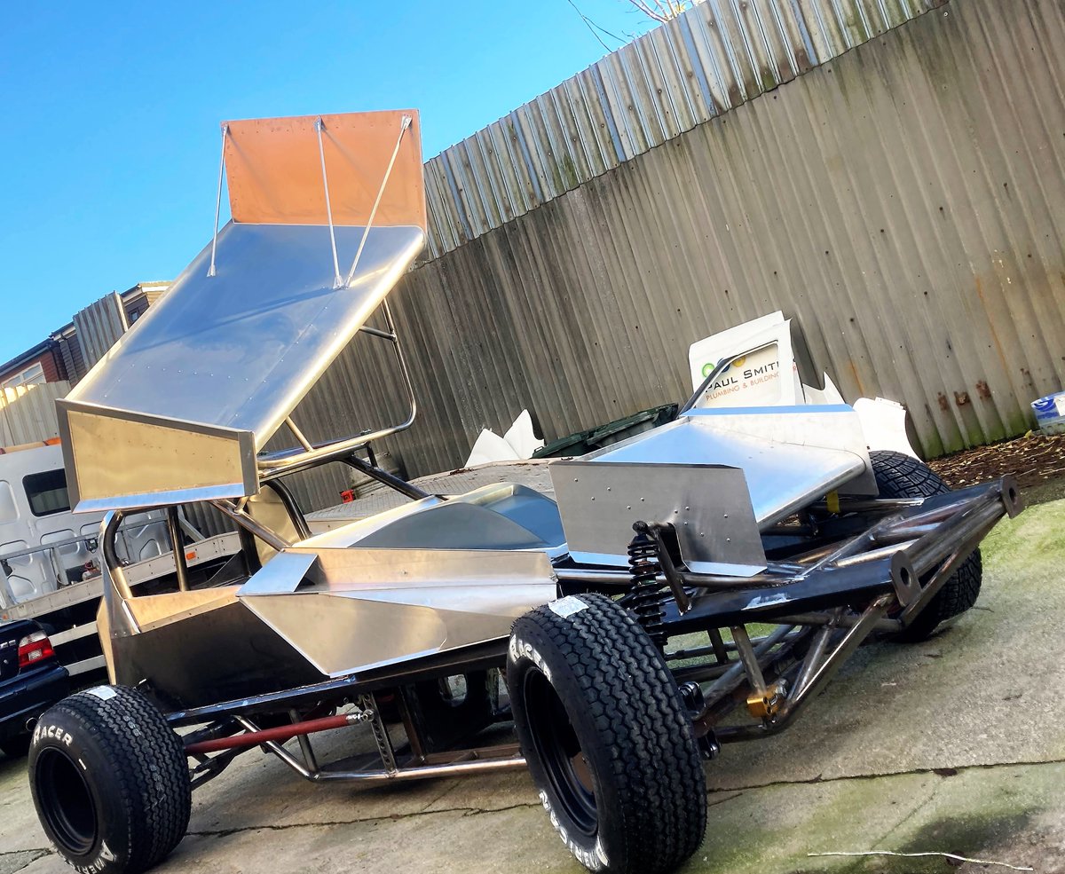 usedvansales's tweet photo. ****** FOR SALE ******
THE “rolling silhouette chassis” from team smith motorsport.Chassis design is tried and tested stuart smith jnr built!
****** important!! please contact 07860239272 for price and availability ****** https://t.co/5vUKQghJPF