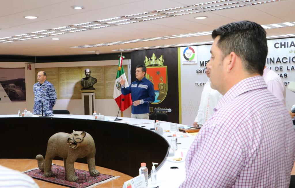 RutilioEscandon's tweet photo. El objetivo de las #MesasDeSeguridad es mantener el orden, la seguridad y la gobernabilidad del Estado, tomando decisiones adecuadas en coordinación con las autoridades de los tres órdenes de Gobierno, para garantizar la paz de todas y todos los  chiapanecos. https://t.co/5pzdtyxTd7