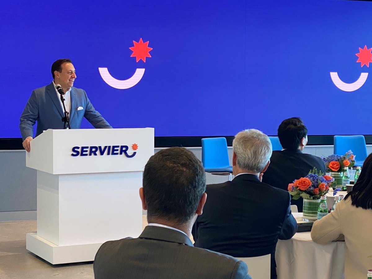 joeboncore's tweet photo. A great afternoon in the Seaport with both @Servier and @ServierPharma's leadership teams, including Olivier Laureau and David K. Lee. Happy to share about the Massachusetts #lifesciences ecosystem, and listen to some expert speakers on #CSR commitments, #ESG practices, and #DEI. https://t.co/XxmzbjOO9l