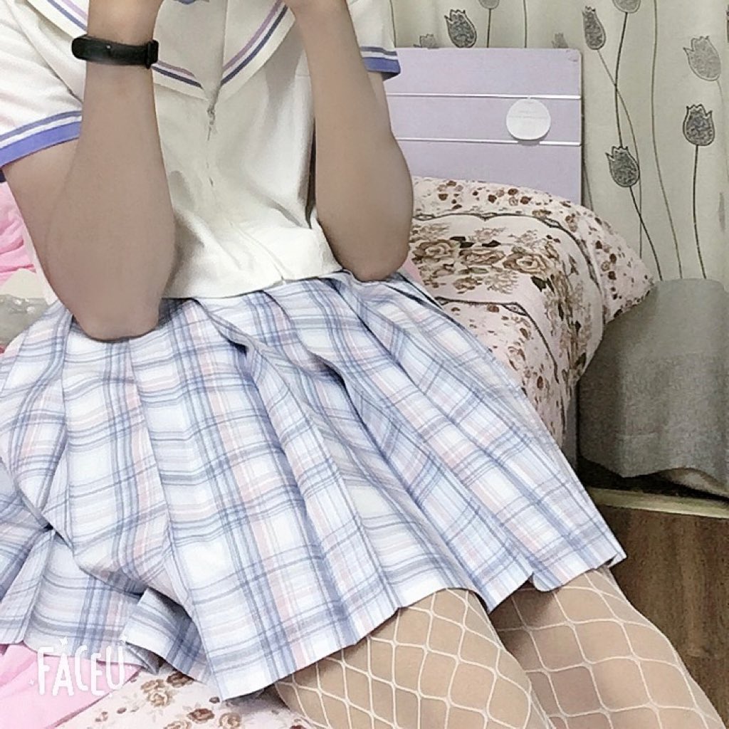 LittleRedBear5's tweet photo. 顺便再补一张旧照 #网袜 #伪娘 #jk #女装大佬 #四爱 #第四爱 #女装男子 https://t.co/F5KfrjqXWy