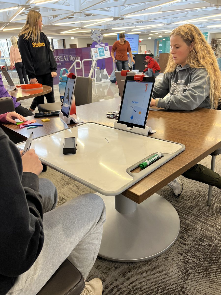 Jessica47798938's tweet photo. Worked with coding today! #HourOfCode @COE_UNI https://t.co/lBH5Y6Xw6h