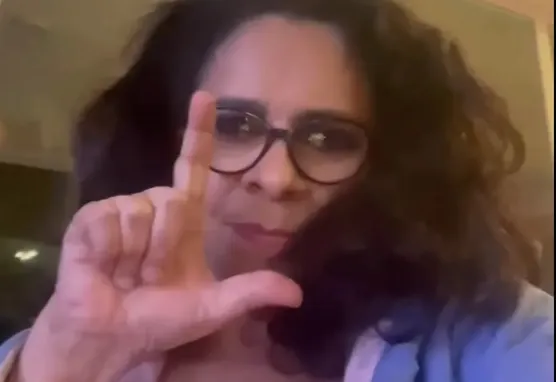 eduardomouraof's tweet photo. Gal Costa postou foto nas redes sociais horas antes de morrer e fez o “L”, de Lula #RIPGalCosta #RipGal 👇
https://t.co/bK3LPnBTHA https://t.co/GlTzQHRfGJ