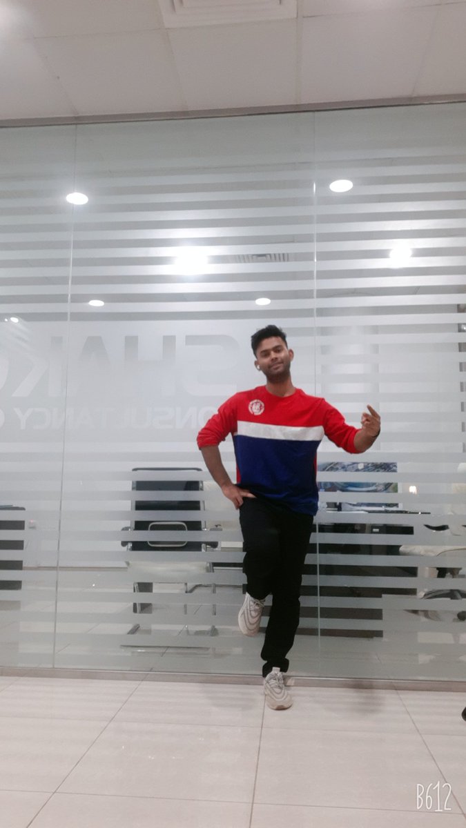 English was world.so larng english🤝🤝🤝🤝🤝