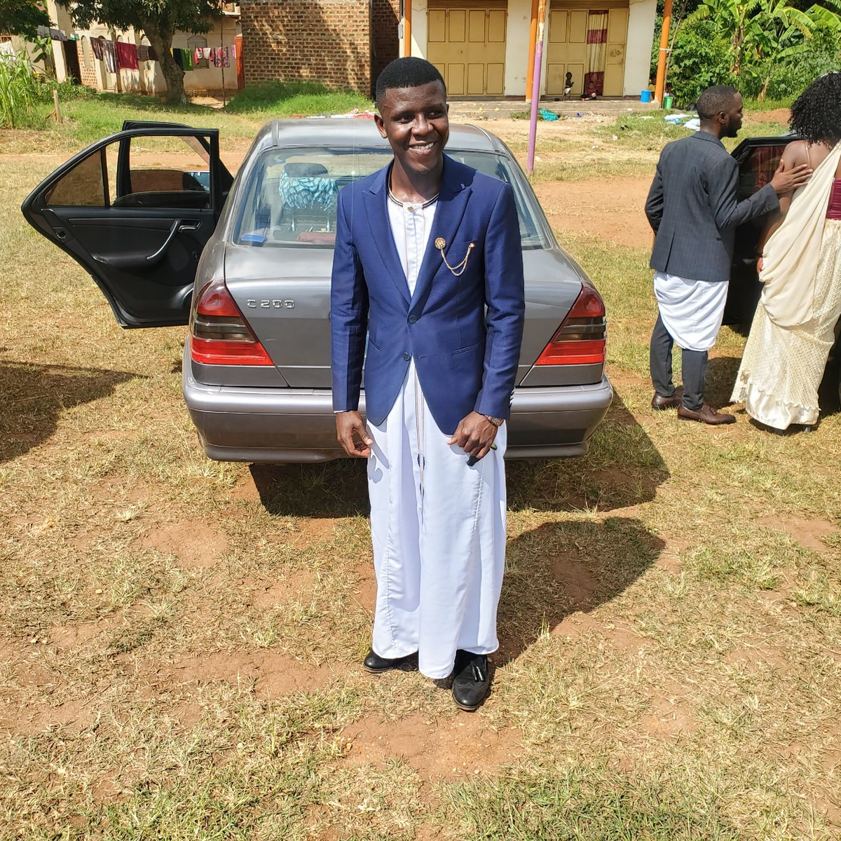 SalmonKazibwe's tweet photo. #NewProfilePic https://t.co/l3lZAyfFdV