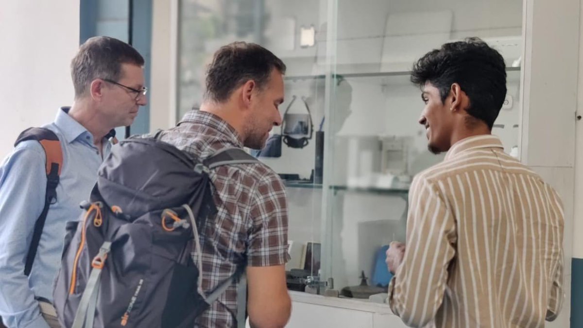 naving89's tweet photo. Another full day of lively discussions and high energy!

We had a great time hosting the SENTEC Team at Radiant Design today. They came all the way from Norway. We had a strategic discussion on how Radiant can help their business. 

We appreciate their time with us 🤝 https://t.co/njMCtT6wlB