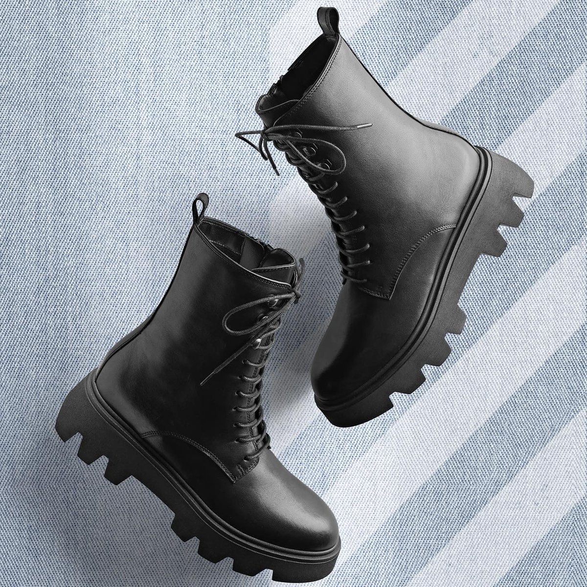 If winter isn’t your favourite season to dress for, our Motive 2.0 Lace might change your mind.