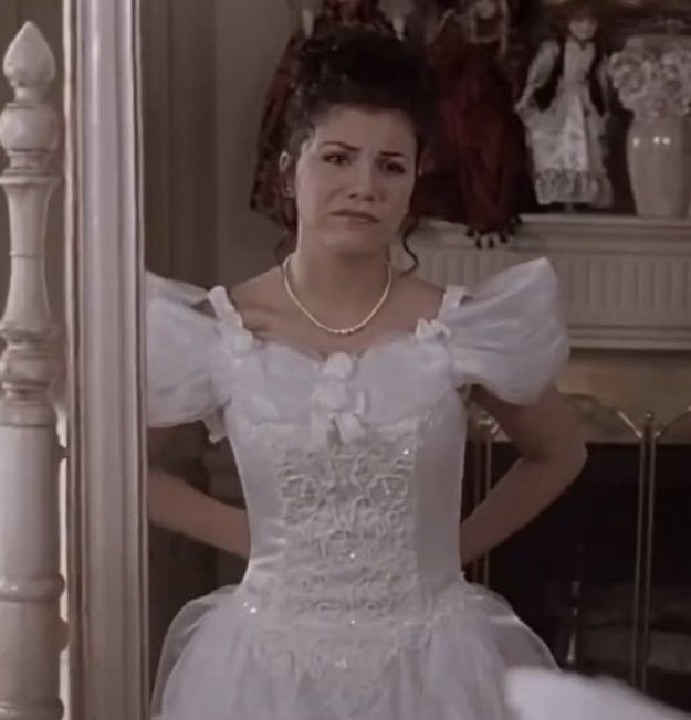 thinkergilmore's tweet image. can we just take a moment to admire the casting of young lorelai in gilmore girls