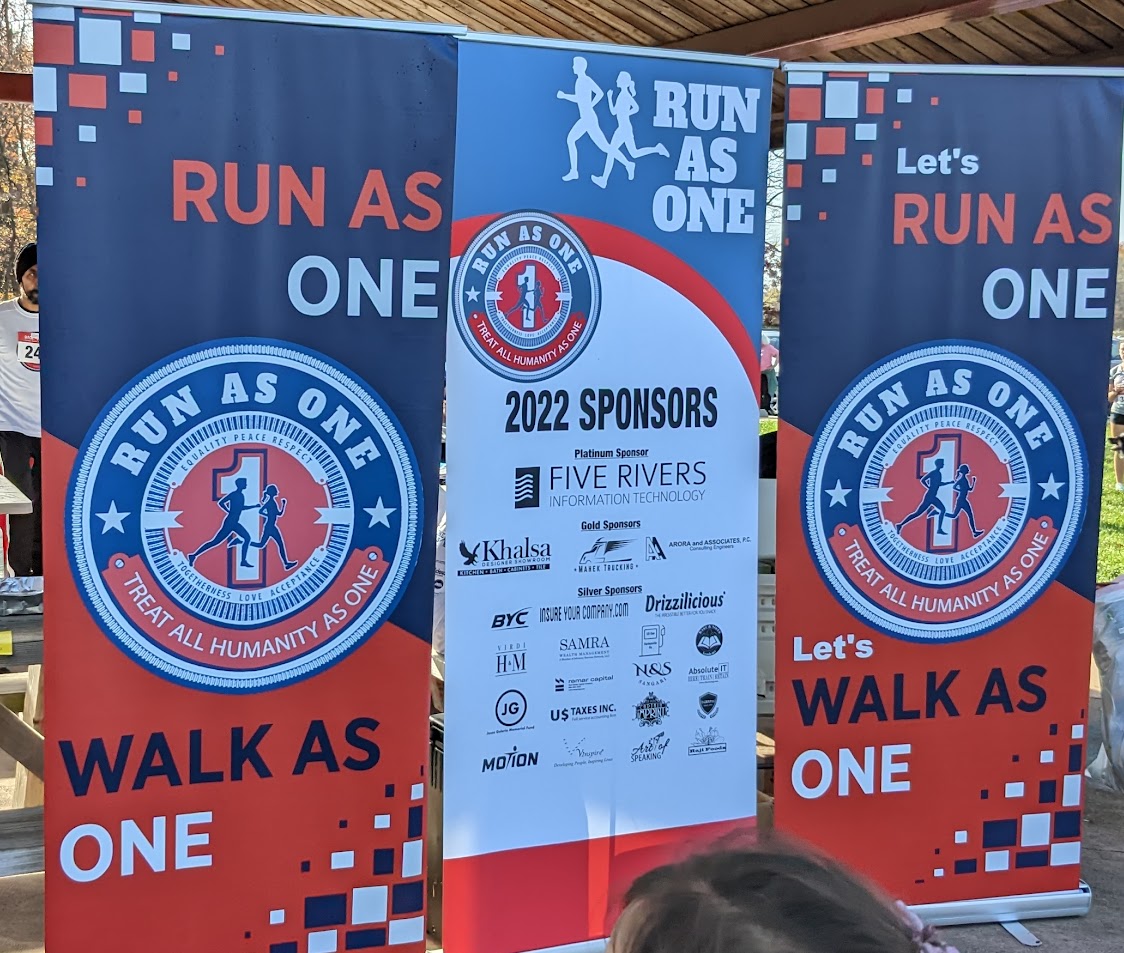 letsrunasone's tweet photo. #letsbeatcancerasone #letsbeathungerasone #communityasone #Cancer #hunger #letsrunasone #walking #running #5k #diversity #runandwalk https://t.co/kSlxOvNv6g
