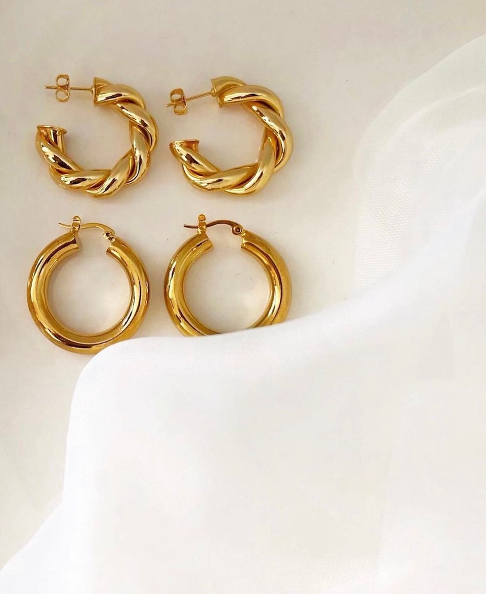 It’s always a YES for hoops! Right? 

The “Ora” and “Elsa” Gold Hoop are a must to elevate your entire look 😍

They are both available to shop online studioconcierge.ng or 
shop instore 8a Ologun Agbaje street Victoria Island Lagos.