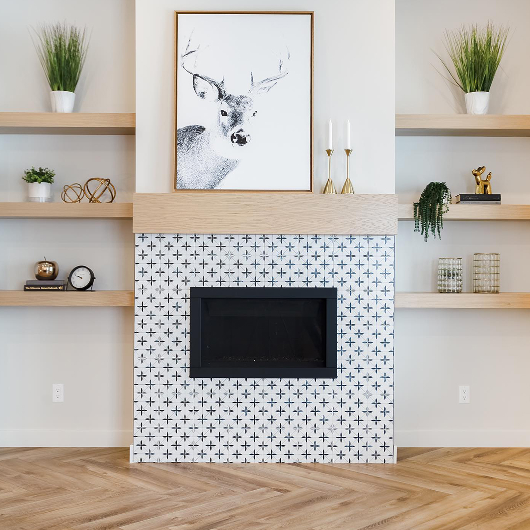 Live_MonTerra's tweet photo. This fireplace by  Aspen Creek Designer Homes offers an eye-catching and original focal point to any living area thanks to its graphic tile, contemporary mantle and unique shelving. 

#cochrane #fireplace #custombuilder #yyc #homedecor https://t.co/XBJGY041HJ
