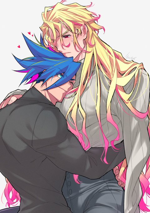 【🚒👑※髪型捏造注意※】
ロングックのガク。消化後覚醒の名残で髪伸びると毛先ピンクのグラデ入っちゃったりしてたら可愛いと思う😋 