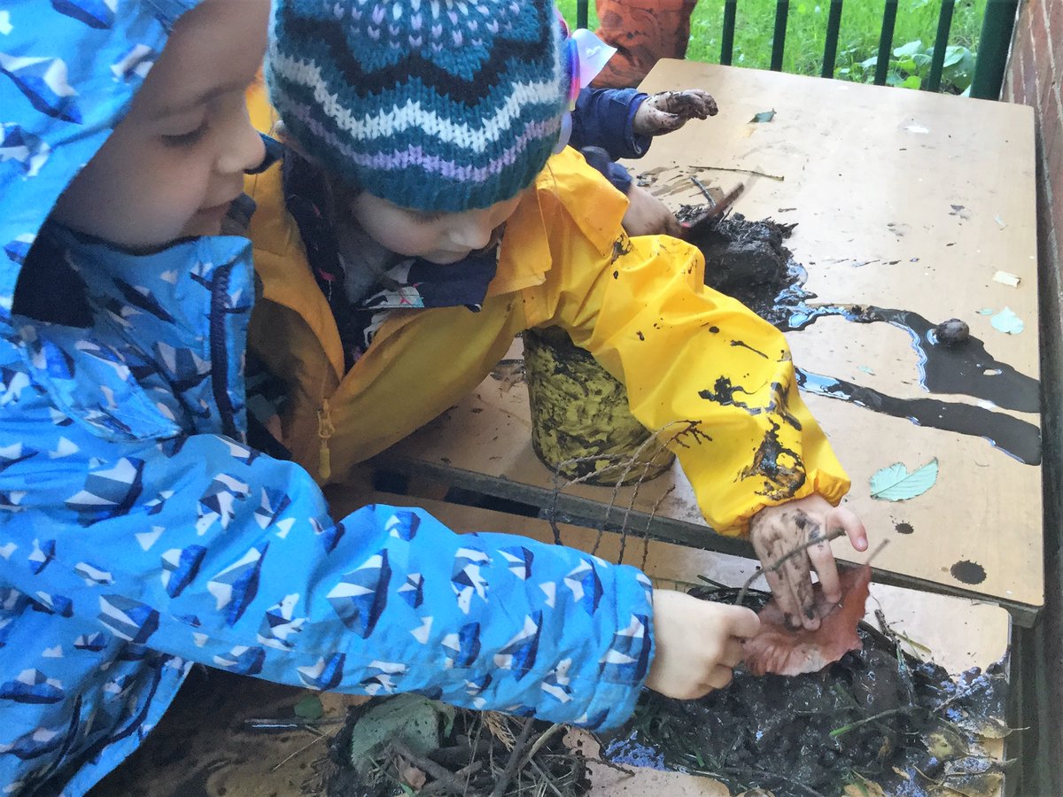 Holy Redeemer Primary School tweet media