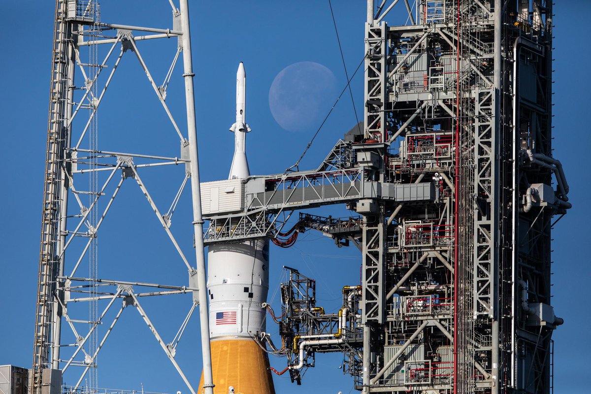 NASA Artemis tweet media