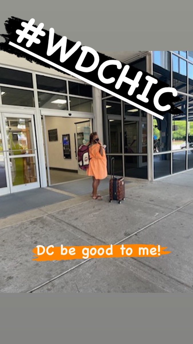 AefCurry22's tweet photo. My favorite Metro experience was riding to my new home on my first day as a DC resident! #YourMetroMemory @wmata #wmata #YourMetro #Silverline https://t.co/W8UptlLhXQ