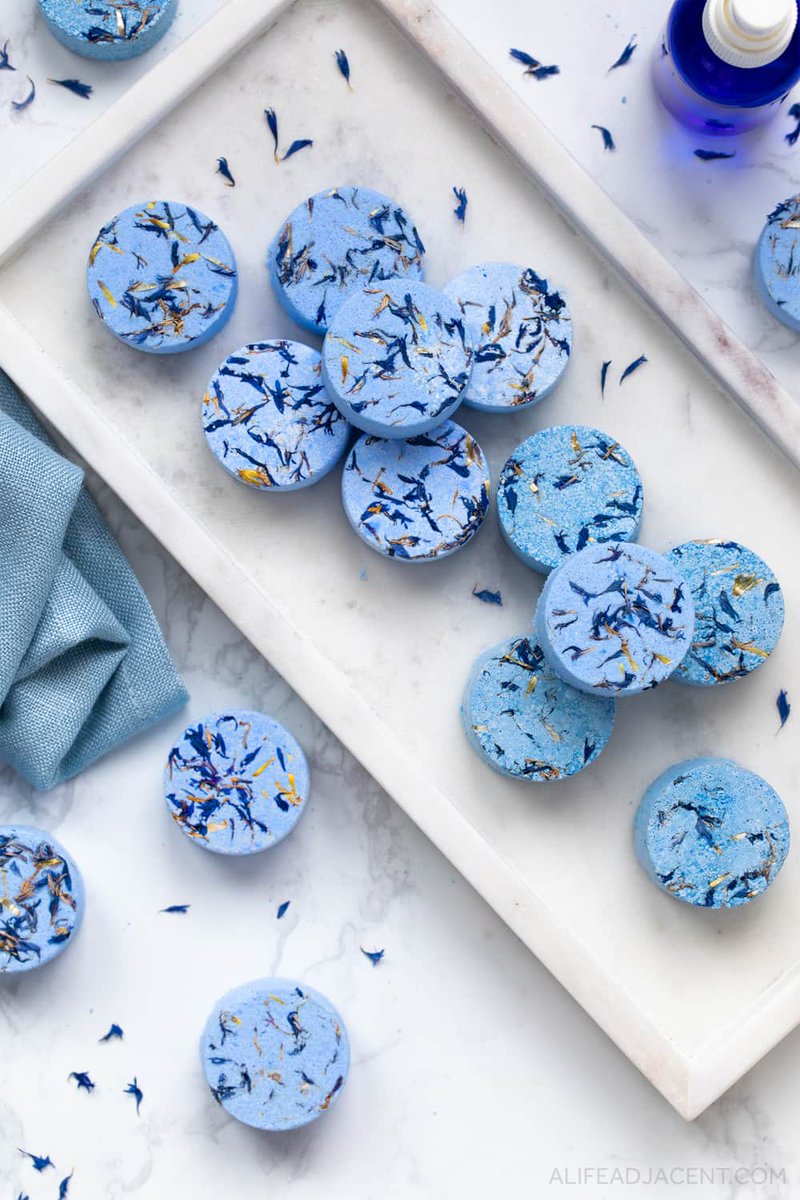 alifeadjacent's tweet photo. Get allergy relief in the shower! These steamers contain antihistamine essential oils for soothing natural allergy relief.
Allergy Relief Shower Bombs (DIY Shower Steamers for Allergies)
#showermelts https://t.co/Hm7sLHwtpY via @alifeadjacent https://t.co/LpYJZcdHSX