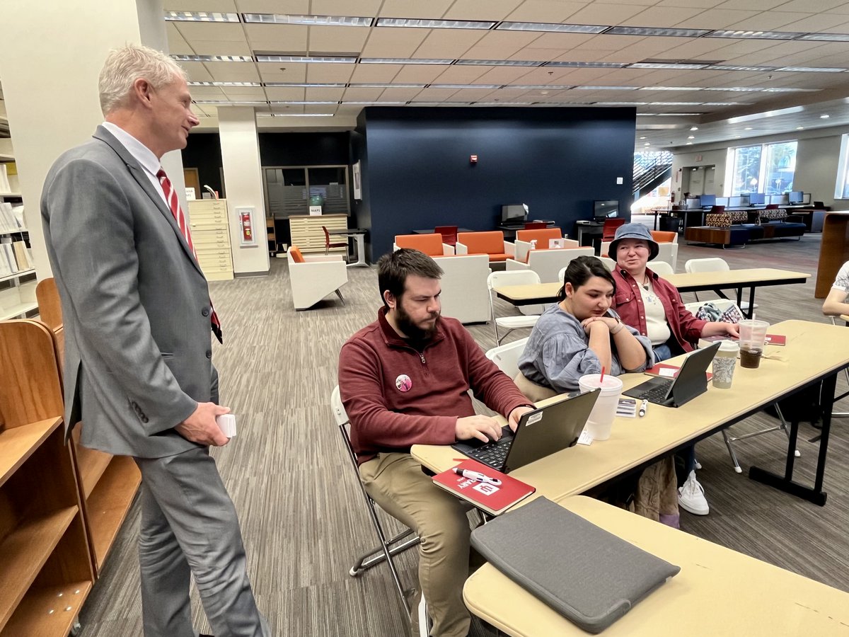 We had a nice turnout for the Writing Hang Out in the library this afternoon.  I met some fellow writers!  I hope to join them and do some of my own writing at a future Writing Hang Out. #myiuk <a href="/iuklibrary/">iuklibrary</a>