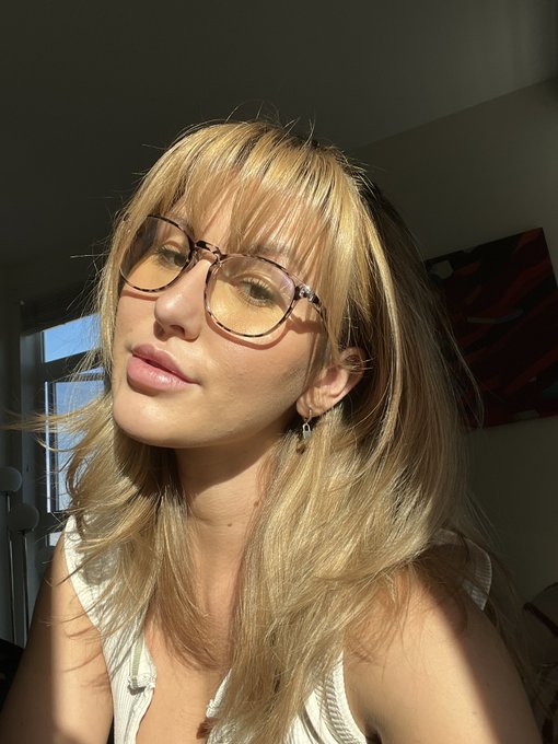 Life update: Horny and need to learn Python don&rsquo;t mix well 😪🥲 https://t.co/4mge1HvHyu