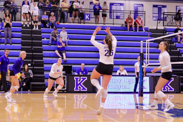 khsvolleyball's tweet photo. Congrats, Elli! Future Loper! 🏐 https://t.co/Y2Le7orqBv